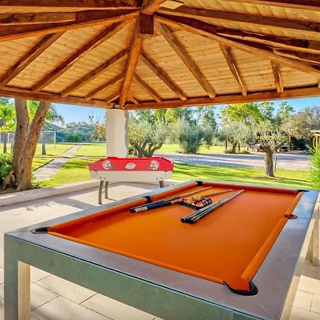 Villa Spacious And Well Equipped Villa With Private Pool Arzachena