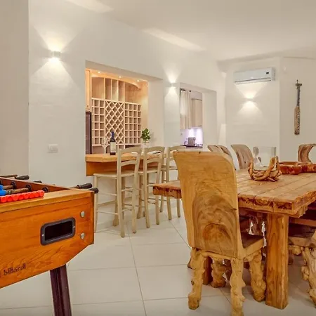 Spacious And Well Equipped Villa With Private Pool Villa Arzachena
