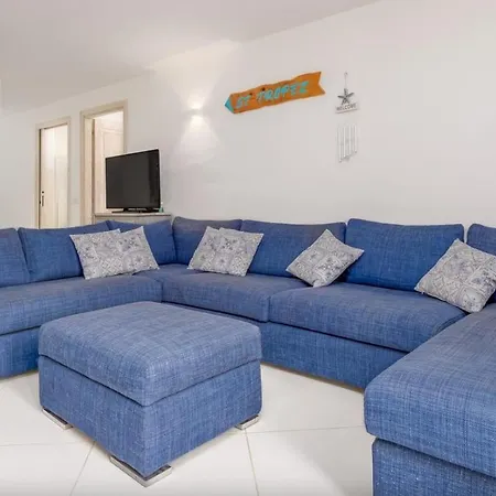 Spacious And Well Equipped Villa With Private Pool *